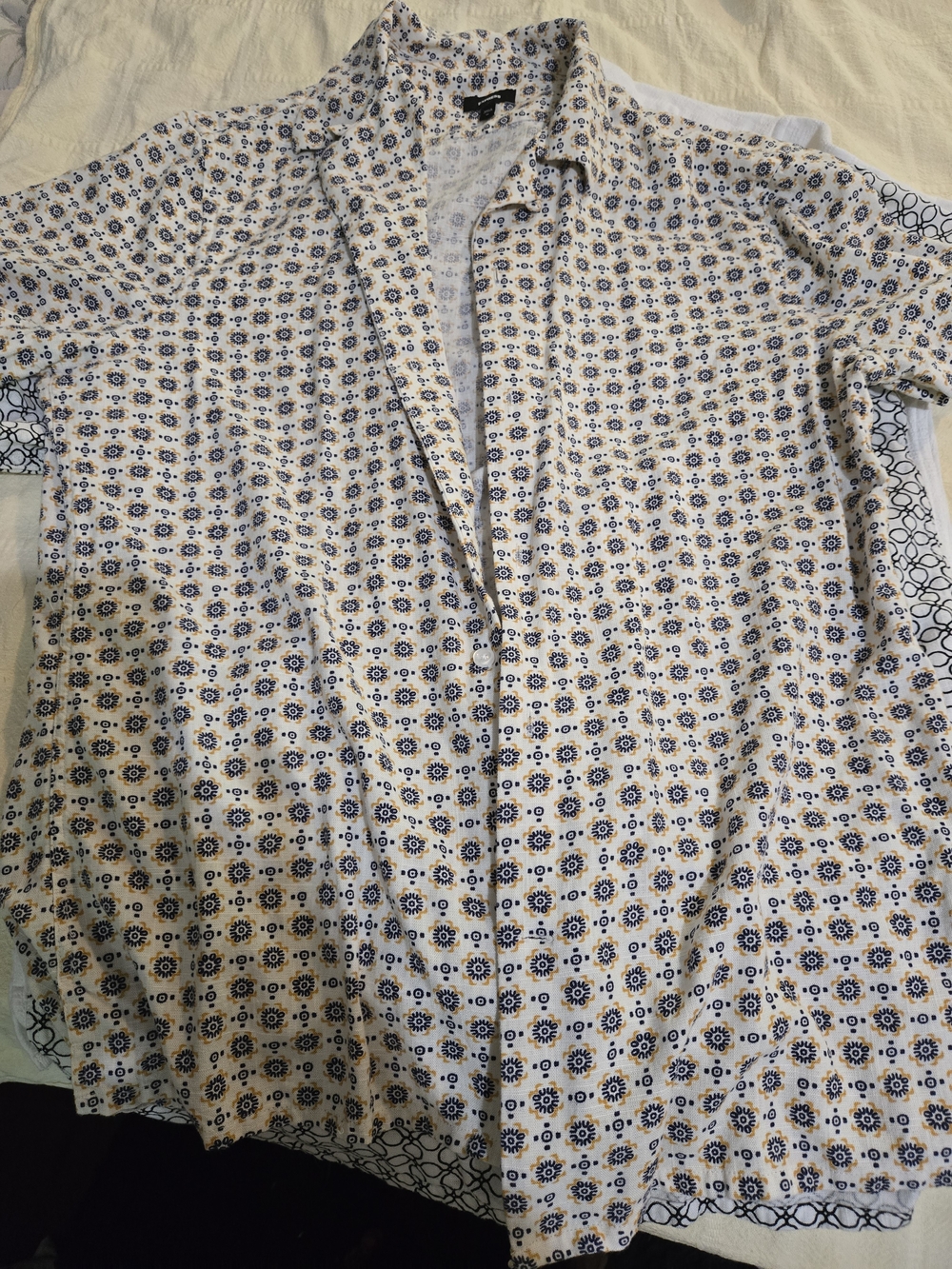 Men's White Short-Sleeve Button-Up Shirt with Blue and Gold Geo Print